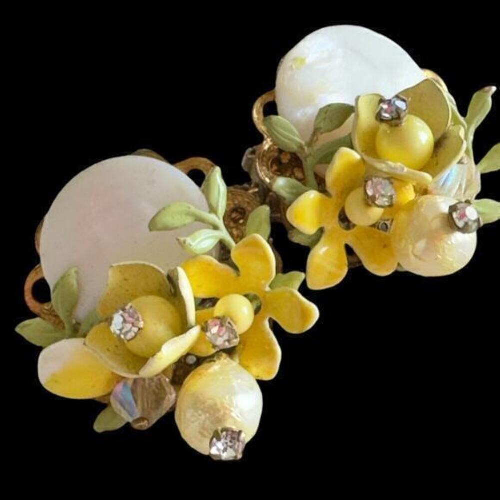 Miriam Haskell Floral Enamel Rhinestone, Faux Pearl Clip-on Earrings VNTG 1940s